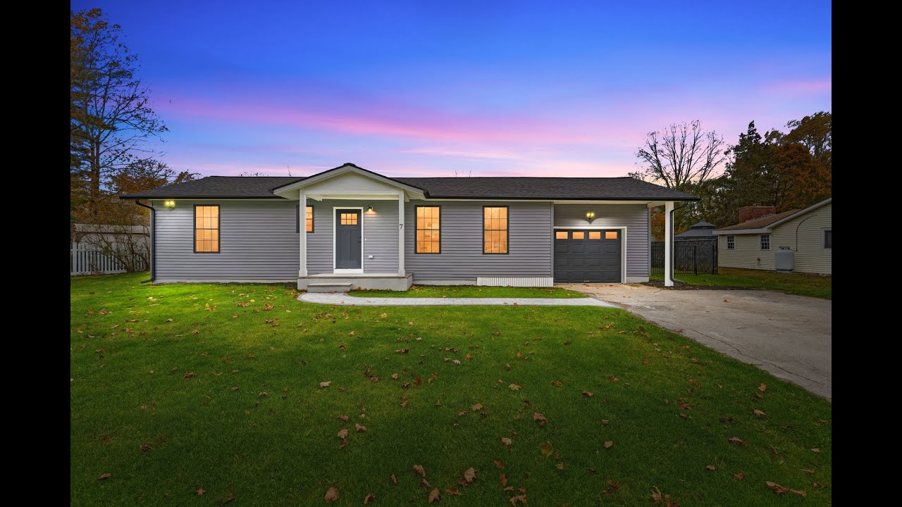 Welcome Home to Foxboro!