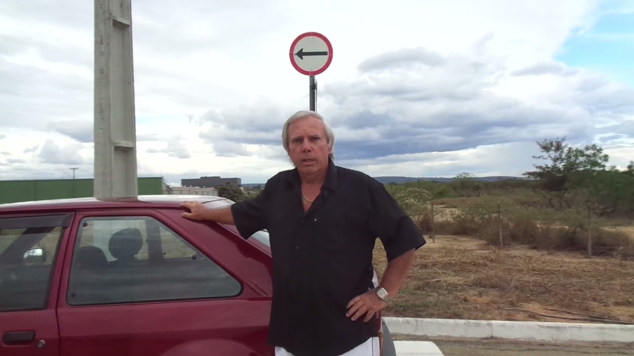 Test Drive do Ford Escort Hobby 95, que atingiu 155 Km por hora