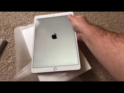 Unboxing New Apple iPad Air 2019