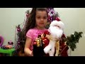 София наряжает  новогоднюю ёлку 2017  Сюрпризы от Деда Мороза