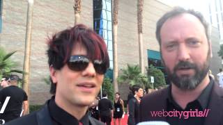 Latino Talk while @CrissAngel video bombs @TomGreen #BBMAs
