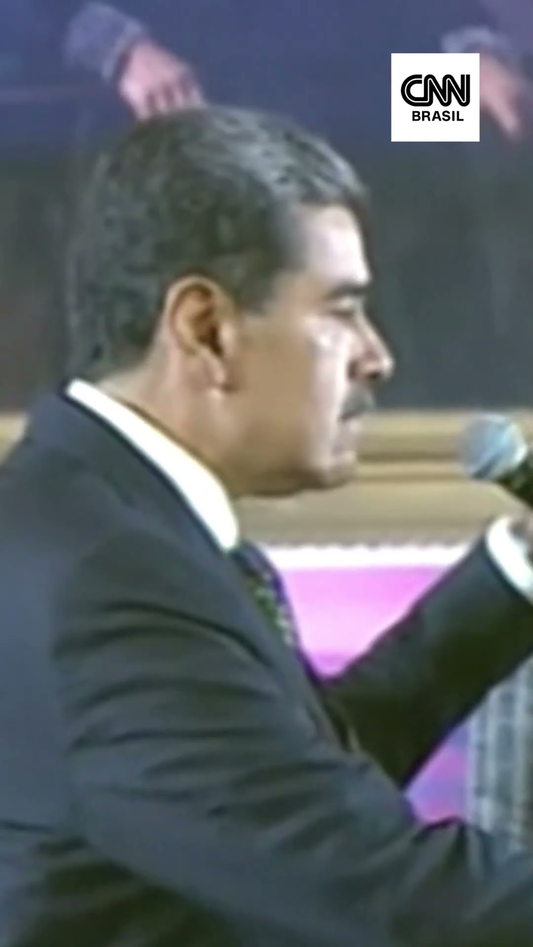 Maduro toma posse na Venezuela em meio a críticas internacionais #Shorts