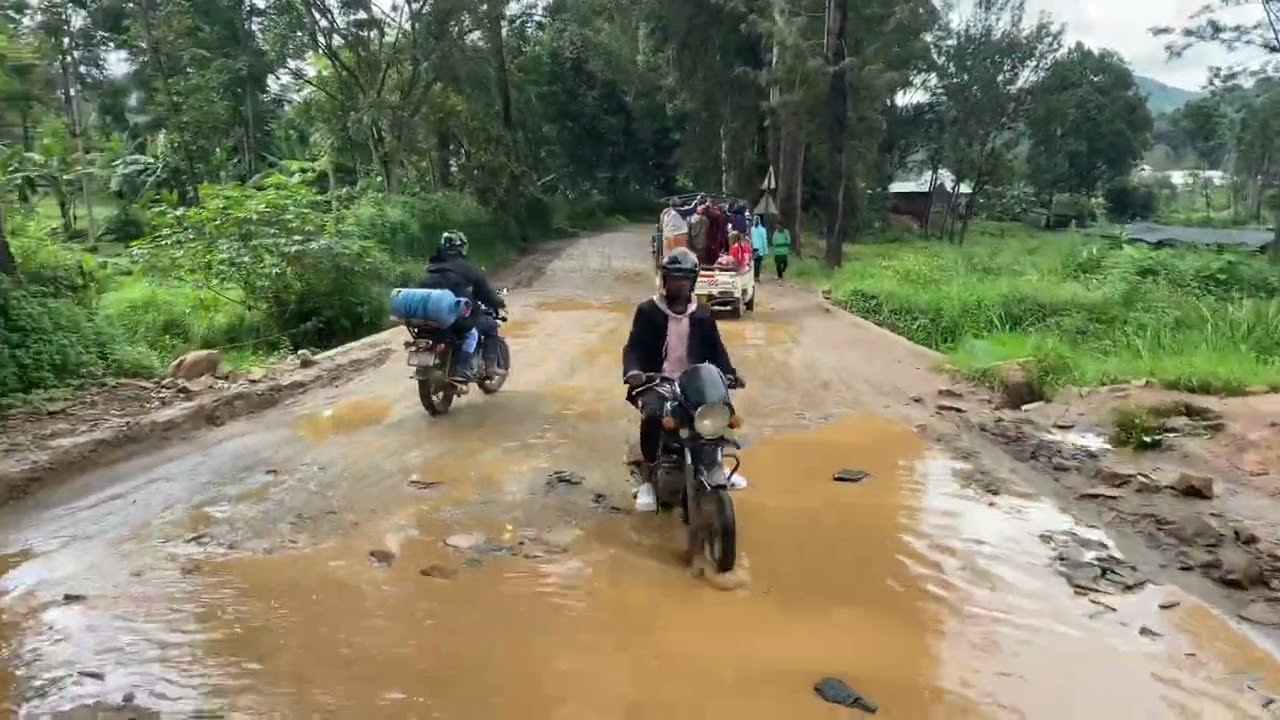 Tazama maajabu ya barabara hii kuelekea Lushoto mjini