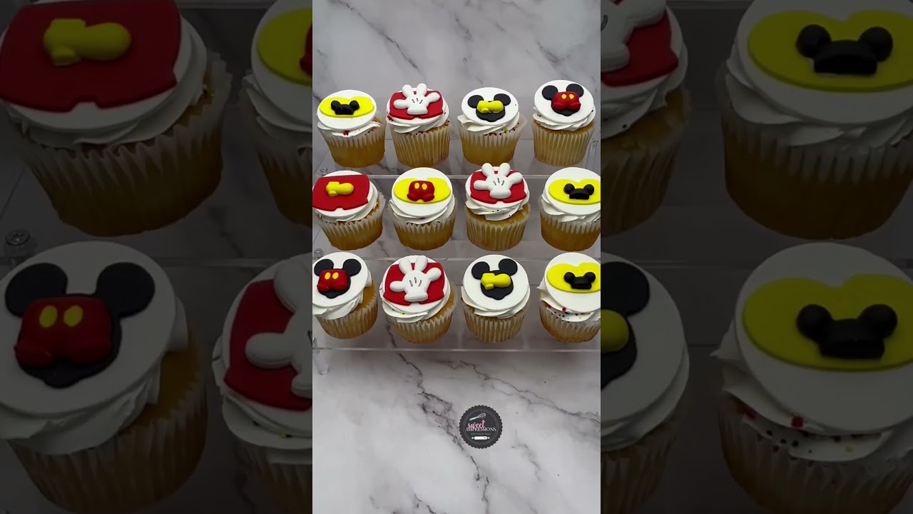 Mickey Cupcakes! 