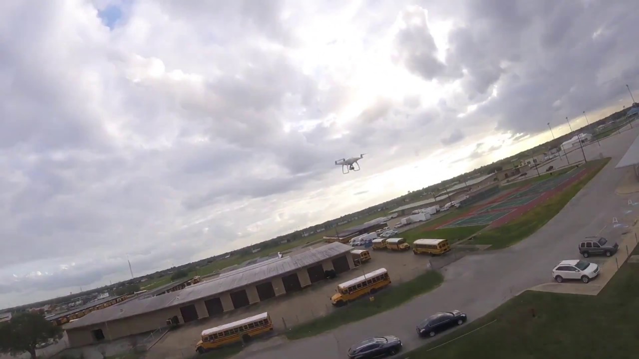 Phantom 4 vs. Racing Quad