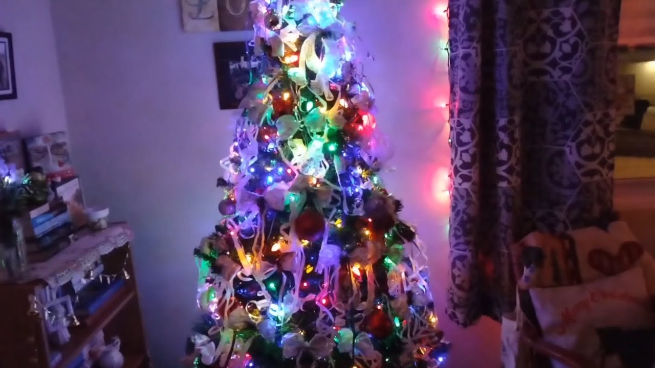 Christmas Tree ²⁰²³ 🎄 w/twinkle lights! YouTube