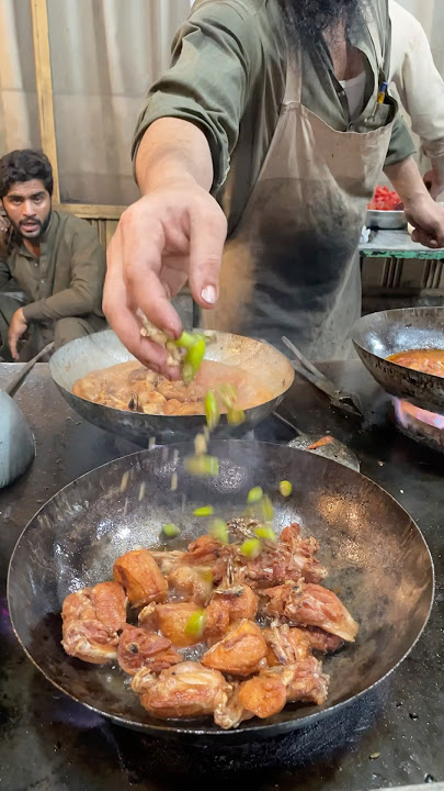 Arif Ullah Khan Chicken Karahi Spicy Tomato & Chilli Karahi | Ring Road Peshawar #fooddiariesX