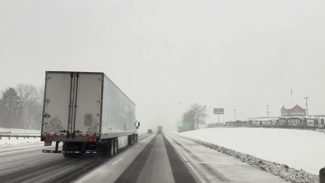 Snow Storm East Tennessee Interstate 40 E awesome view of snow coming down hard 2024