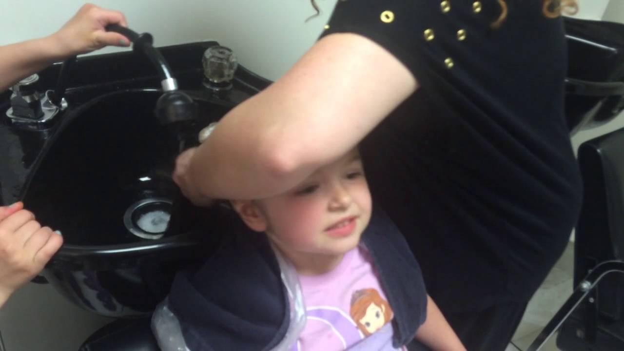 Alyssa Washing Hair @ Haircut