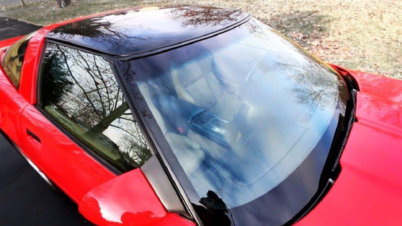 Windshield chip repair. Ветровые стекла автомобиля. Car windshield. Светофильтр на лобовое стекло. Авто без лобового стекла.