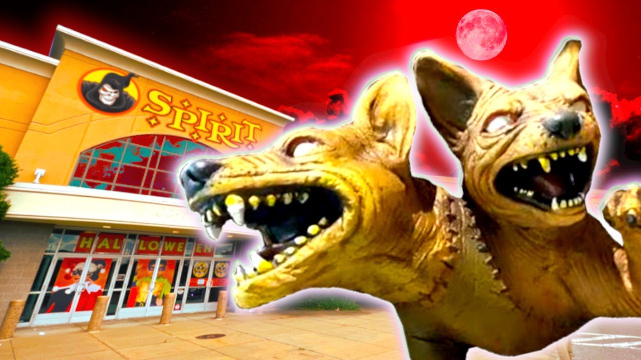 SPIRIT HALLOWEEN PITTSBURG MILLS MALL TARENTUM PENNSYLVANIA 2023! YouTube