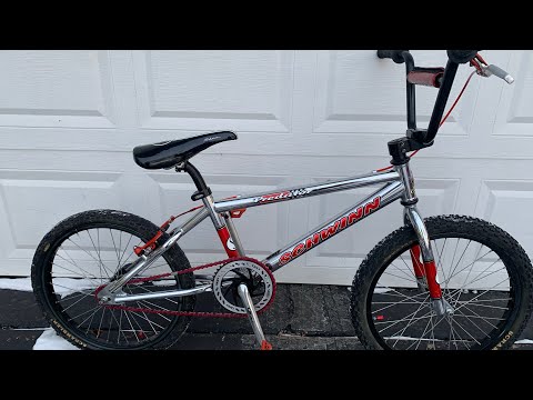 1998 Schwinn Predator Pro Bmx Old School Restoration - YouTube