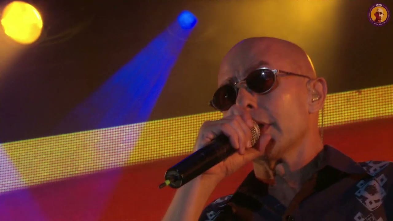 Bebamos de las copas lindas - Estadio Único de La Plata - Indio en Concierto [2008] Full HD