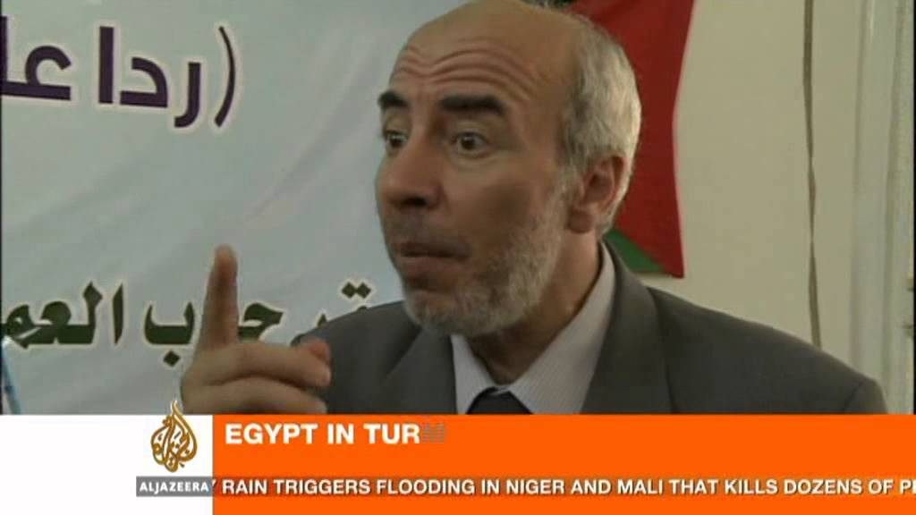 اعتقلت مصر زعيم جماعة الإخوان المسلمين بلطاجي