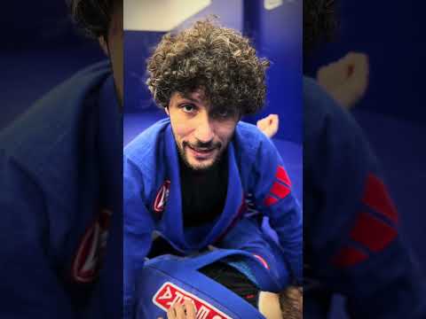 Какие ошибки совершают новички на первой тренировке по джиу-джитсу? #bjj #джиуджитсу #единоборства