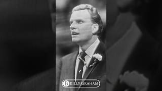 Today, come back to God and thank Him for what He has done for you. #billygraham #shorts