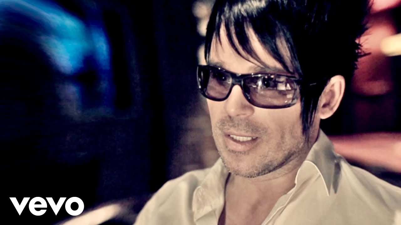 BT - Greatest Hits Megamix! (Vegas Pool Party Edit) - YouTube