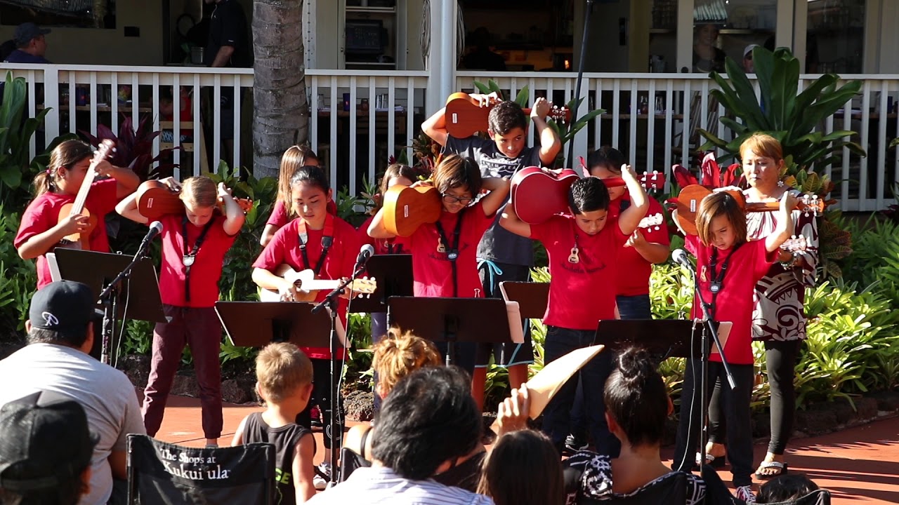 Performance by Koloa Elementary School at The Shops at Kukuiula_1 of 2