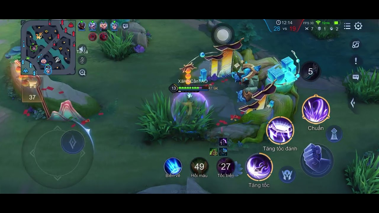 Hayate full đồ dư tiền, vẫn farm rừng nói k vội. dù team bạn chết hết, k thèm win và thua ngược :))