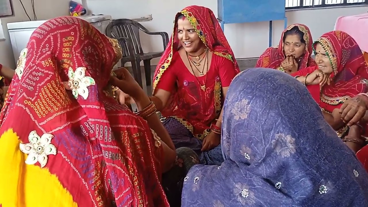 बहुत ही प्यारा ख्याल गीत मेरा भंवर जी को मोबाइल भाभी जी वो था काला महला में कयांजाय