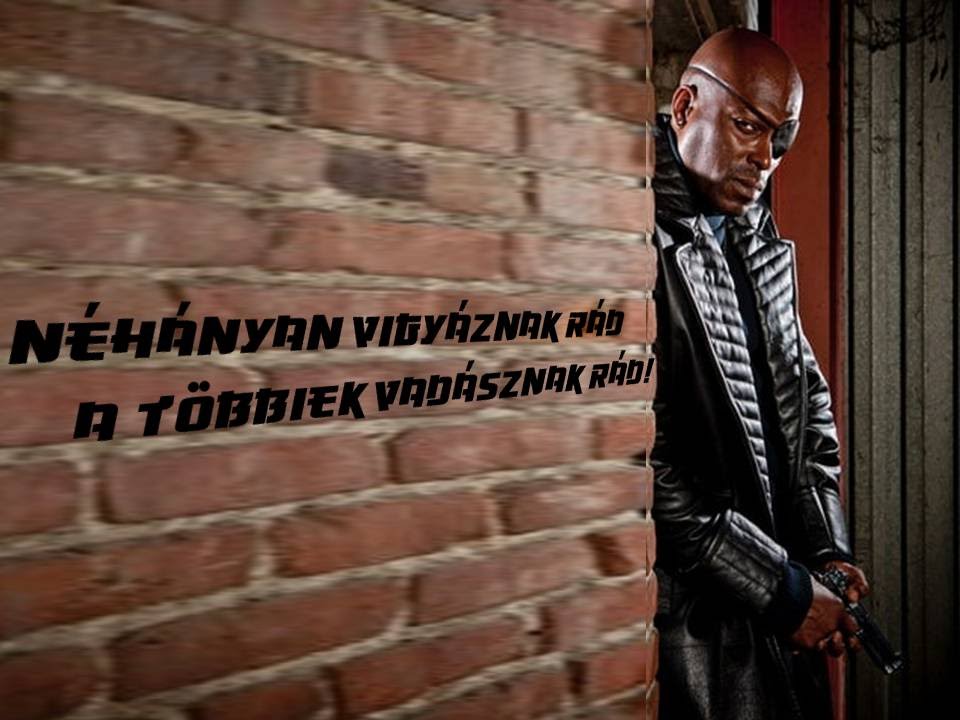 NapiSzar.com - A virsliszájú celeb