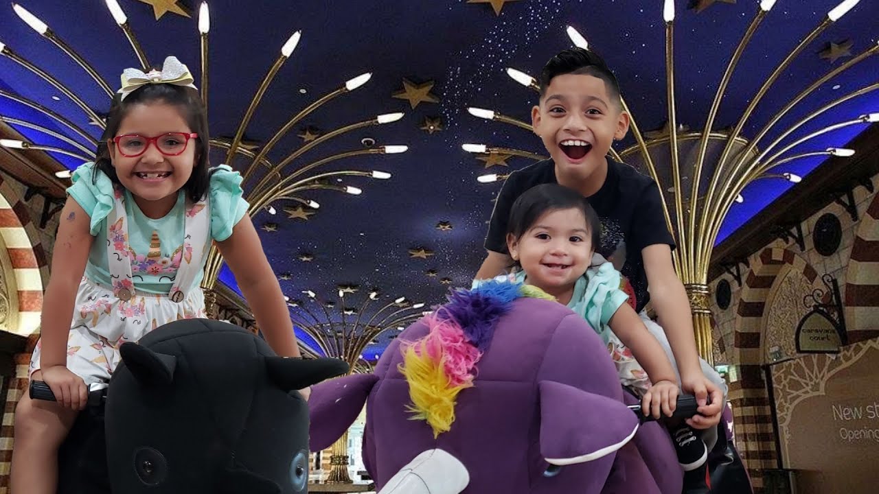 ANIMAL RIDING AT THE MALL /FUN FAMILY DAY AT THE MALL YouTube