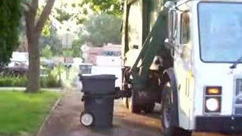 Waste Management Python Durapak 7-11-07 #7