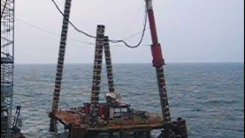 FOROUZAN Platform: Inside the Massive Pile Driving Operation for the Jacket Support