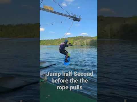 Wideo: Jak skakać na wakeboardzie
