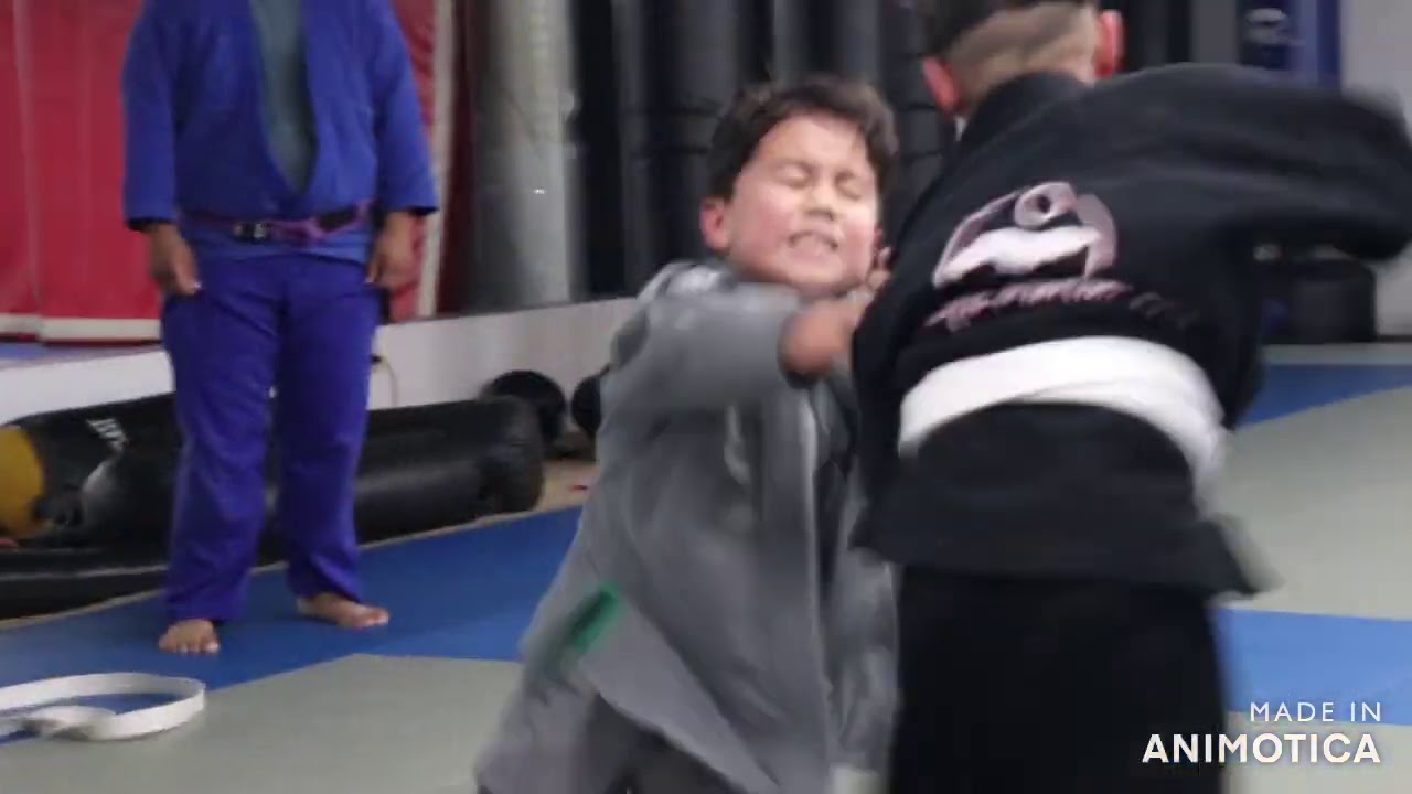 Ivan vs Gunner, jiujitsu, bjj kids bjj, grappling