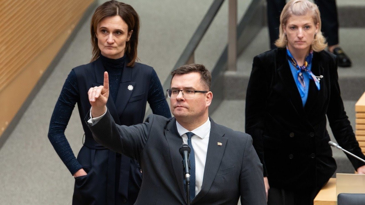 Ką rodo aštrūs opozicijos ir valdančiųjų santykiai?