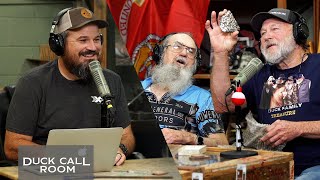 Uncle Si May Have a Freaky Disease from Outer Space | Duck Call Room #156