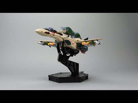 Bandai DX YF-19 Full Set Review - YouTube