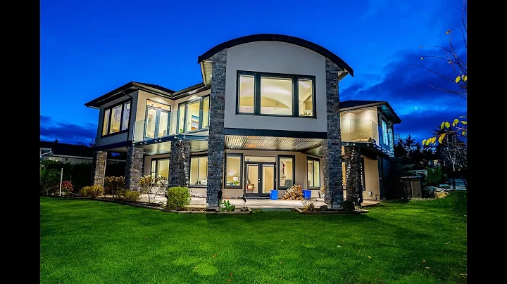 8731 Bourne Terrace, North Saanich Estate by Alexa...