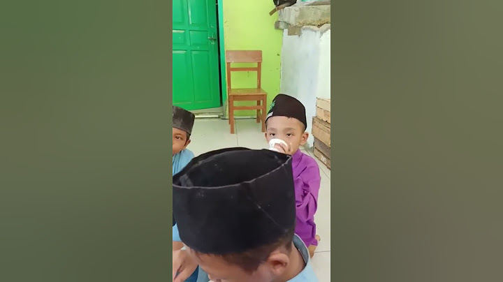 saya di tengokin ayah dan ibu saya lagi di pondok