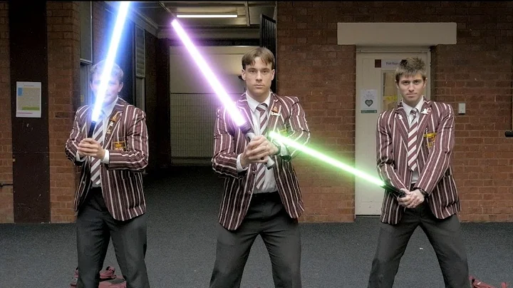 BAG WARS (2021)