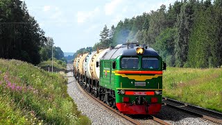 M62-1202 with freight train / М62-1202 с грузовым поездом