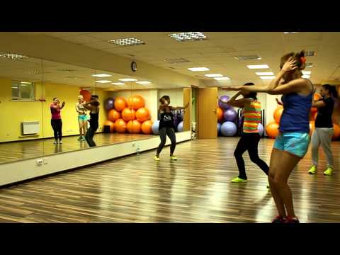 Video: „Zumba Fitness 2“per Kalėdas