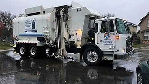 Davis Waste Removal - Split Body Amrep N3 ASL