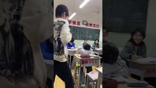 Uyuma Taklidi Yapan Kız Bu Kez Tuzağa Düştü