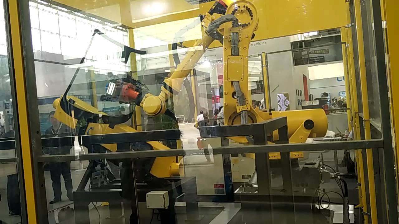 glass cutting robots