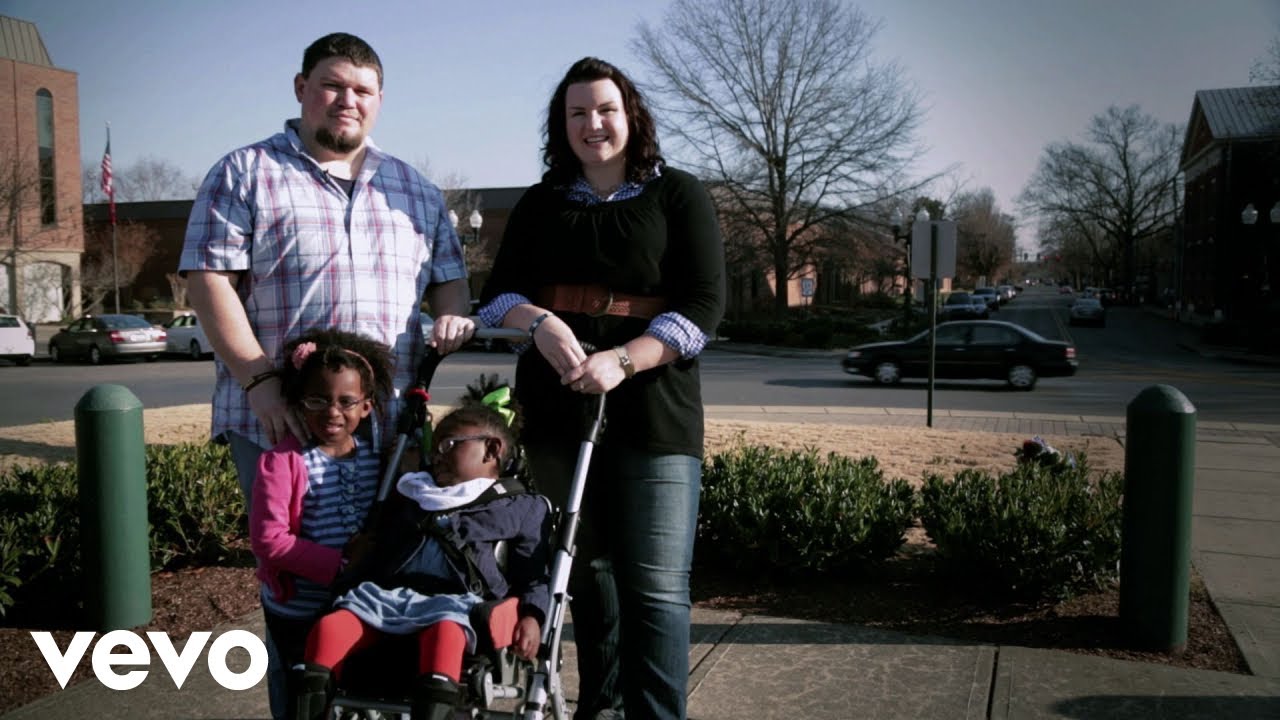 Josh Turner Find Me A Baby Behind The Scenes With The Bynum Family