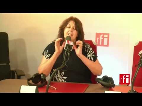 Liliana Rodríguez nos dejó la Oración del remanso de Jorge Fandermole acompañada por Horacio Burgos.