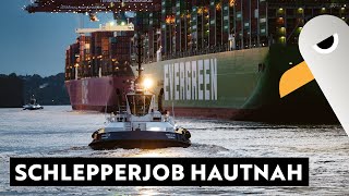 Tug job up close ⚓ Premiere with 2nd camera perspective ⚓ Berthing ESTELLE MAERSK