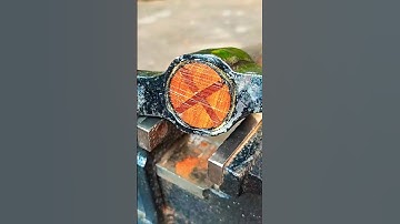 Special way to make a pickaxe handle or sledgehammer handle that is sturdy and won