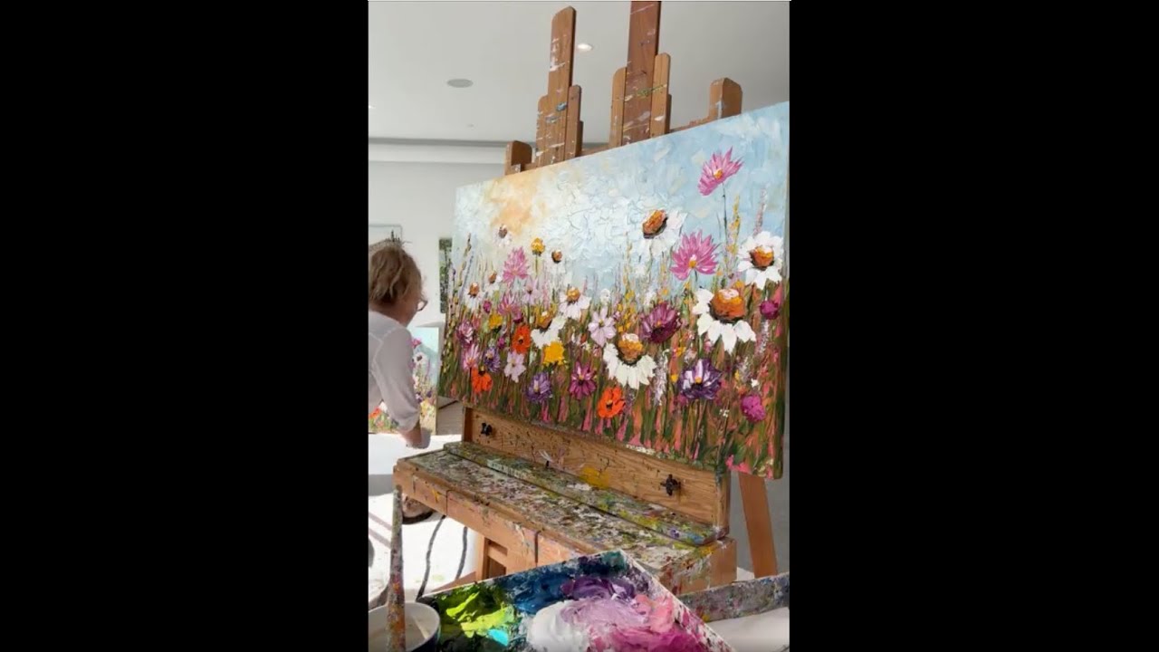 Painting thick textured wildflowers in fall inspired colours - Giselle Denis Fine Artist