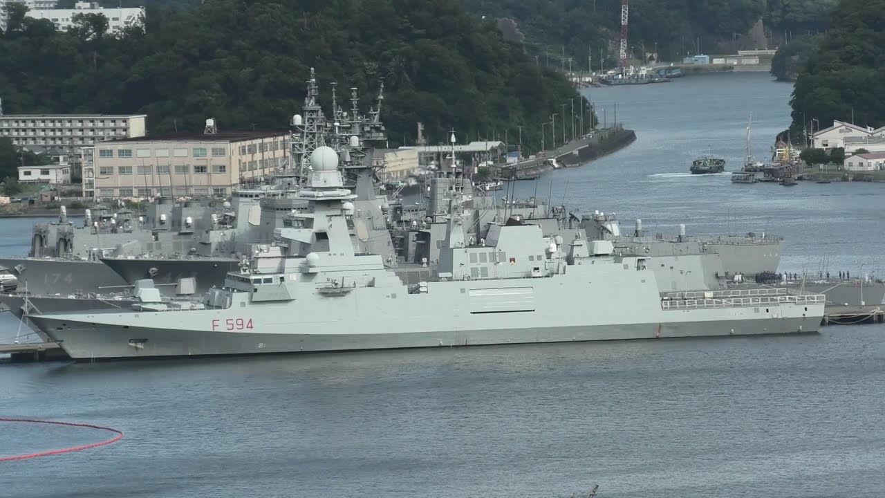 Italian frigate Alpino (F 594) : Alpino is a Carlo Bergamini-class