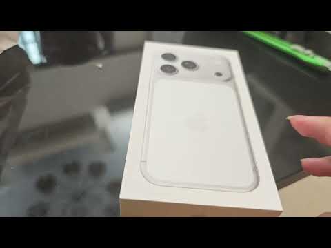 開箱iPhone 17pro!!!「這是我第一隻iPhone手機」