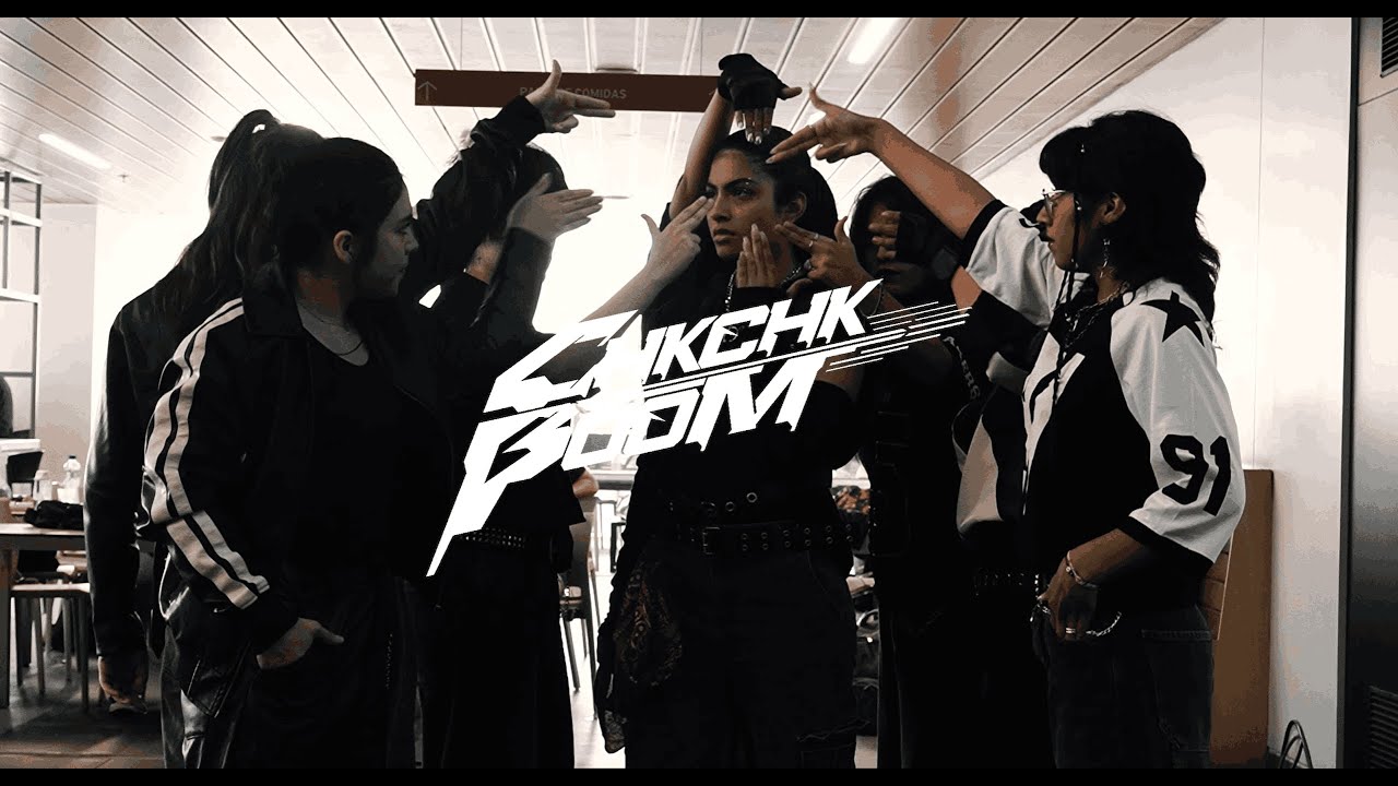 KPOP IN PUBLIC AT ULIMA | KPOP COVER | CHK CHK BOOM by Twinkles