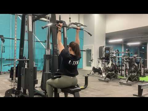 Underhand Grip Lat Pulldown